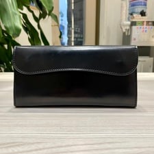 渋谷店で、ワイルドスワンズの長財布(シェルコードバン ウェイブ)を買取ました。状態は未使用品です。