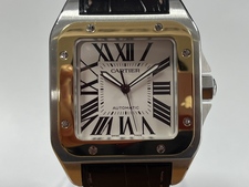 大阪心斎橋店の出張買取にて、カルティエのサントス100LM(W20072X7、SS&18KPGベゼル)、メンズ腕時計を高価買取いたしました。状態は使用感少なく綺麗な状態のお品物です。