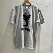 渋谷店で、シュプリームのTシャツ(2021AW スネークプリント)を買取ました。状態は未使用品です。
