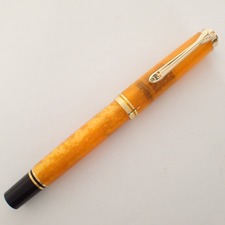 銀座本店で、ペリカンのM600のスーベレーン600でペン先が14C（585）の万年筆を買取いたしました。状態は傷などなく非常に良い状態のお品物です。