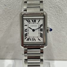 浜松入野店で、カルティエのタンクマストのクォーツ時計、WSTA0051を買取ました。状態は未使用に近い試着程度の品です。