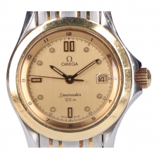 銀座本店でオメガの2371.10、シーマスター120mデイトクォーツ腕時計を買取いたしました。状態は若干の使用感がある中古品です。