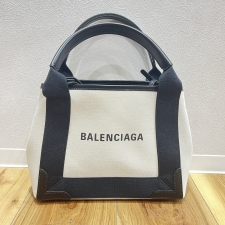 バレンシアガ ネイビーカバXS キャンバスバッグ 390346 買取実績です。