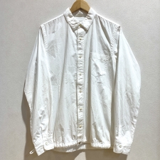 浜松入野店で、サカイのホワイトのドローストリングシャツSCM-012を買取ました。状態は若干の使用感がある中古品です。