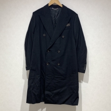 浜松入野店で、ルイヴィトンの19年秋冬の裏地総モノグラムのダブルブレストチェスターコートを買取ました。状態は綺麗な状態の中古美品です。