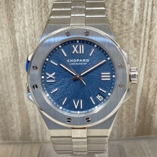 銀座本店で、ショパールのアルパインイーグルラージ自動巻き腕時計の298600-3001を買取いたしました。状態は綺麗な状態の中古美品です。