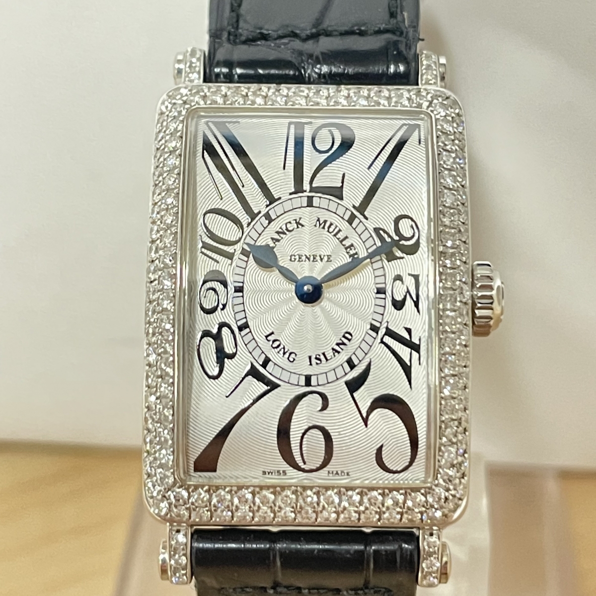 フランクミュラーの902QZD ダイヤモンドベゼル ロングアイランド 腕時計の買取実績です。