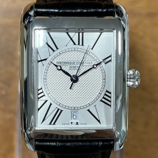 心斎橋店で、フレデリックコンスタントのクォーツ時計の、クラシックカレ（FC‐245MC4C6）を買取しました。状態は使用に支障をきたすジャンク品です。