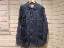 新宿店で、ダブルアールエルの白タグ時代のデニムカバーオールジャケットを買取しました。状態は若干の使用感がある中古品です。