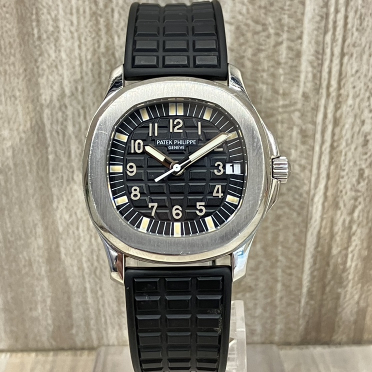 パテックフィリップのref.5060/A-001 アクアノート ミディアム ラバーベルト 自動巻き 腕時計の買取実績です。