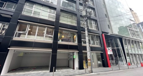 お車来店時の駐車場代をお支払いいたします。量が多い方もお車でご来店いただけます。