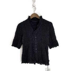 ブラック SHIRRING FRILL SHIRT 最新の買取相場ご紹介