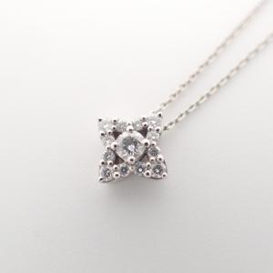 ヴァンドーム青山 Pt950/Pt850 フラワーデザイン 0.074ct ネックレス 2.6g 最新の買取相場ご紹介