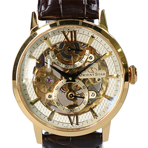 オリエントスターWZ0031DXスケルトン手巻き腕時計買取相場例です。