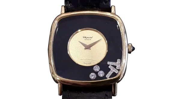 ショパールなら古いものでも買取できますか？ショパールは歴史のある時計・宝飾ブランドです。<br>そのため定番のモデルも存在しておりますので、購入から時間が経過している古いモデルでも需要はあるブランドですので、お気軽にお持込下さい。