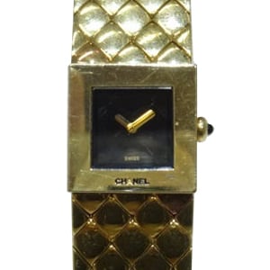 シャネル黒文字盤750YG金無垢マトラッセクオーツ腕時計買取相場例です。