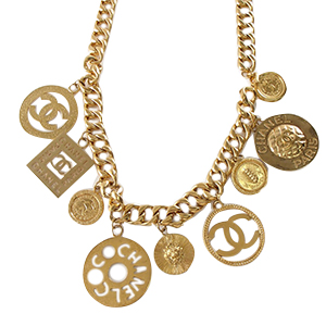 シャネル(CHANEL)アクセサリー買取・売るなら今!買取相場を見る