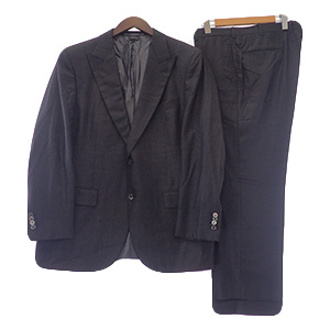 エルメネジルドゼニア COUTURE シルク混ウール スーツ 買取相場例です