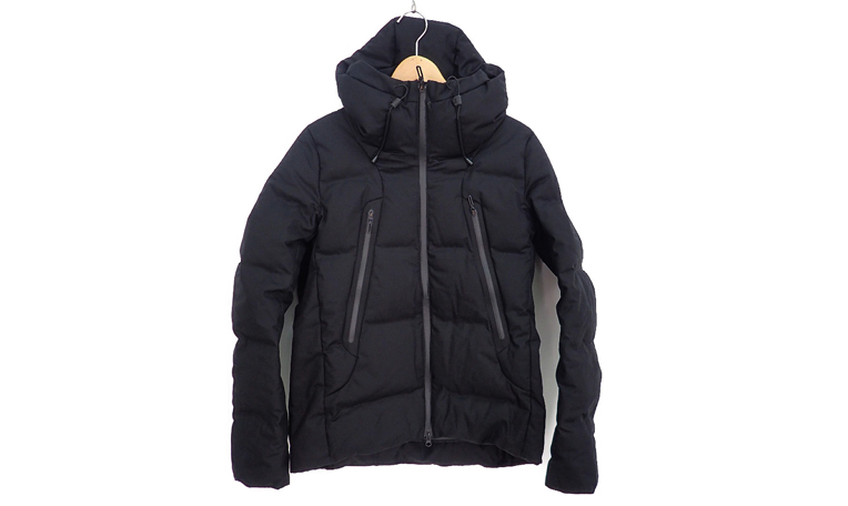 デサント(DESCENTE)水沢ダウン買取・売るなら今！買取相場を見る