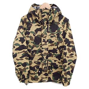 アベイシングエイプ ゴアテックス 1st CAMO スノボジャケット 買取相場例です