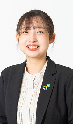 髙﨑 優衣