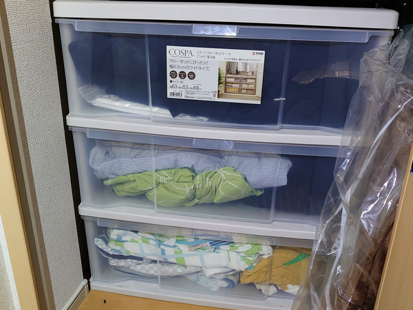 洋服を収納するならケースを準備!クローゼットも有効活用
