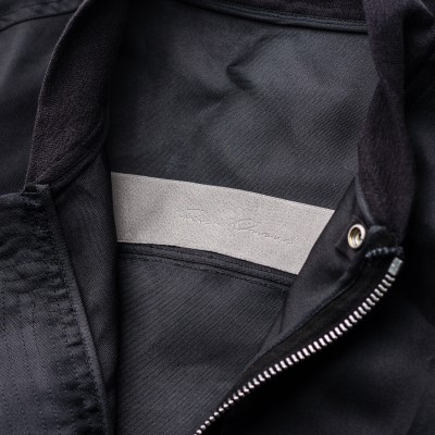 リックオウエンスの買取を強化しております。