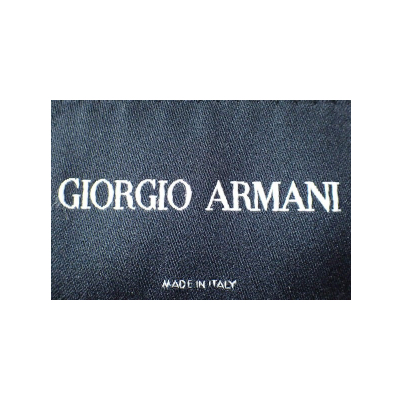 ジョルジオアルマーニの買取を強化しております。