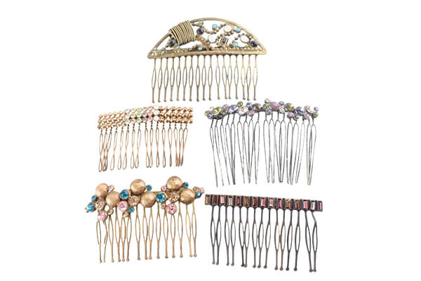 ヘアアクセサリーの買取を強化しております。
