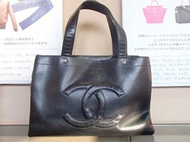 シャネルのA46566　キャビアスキン　トートバッグの買取実績です。