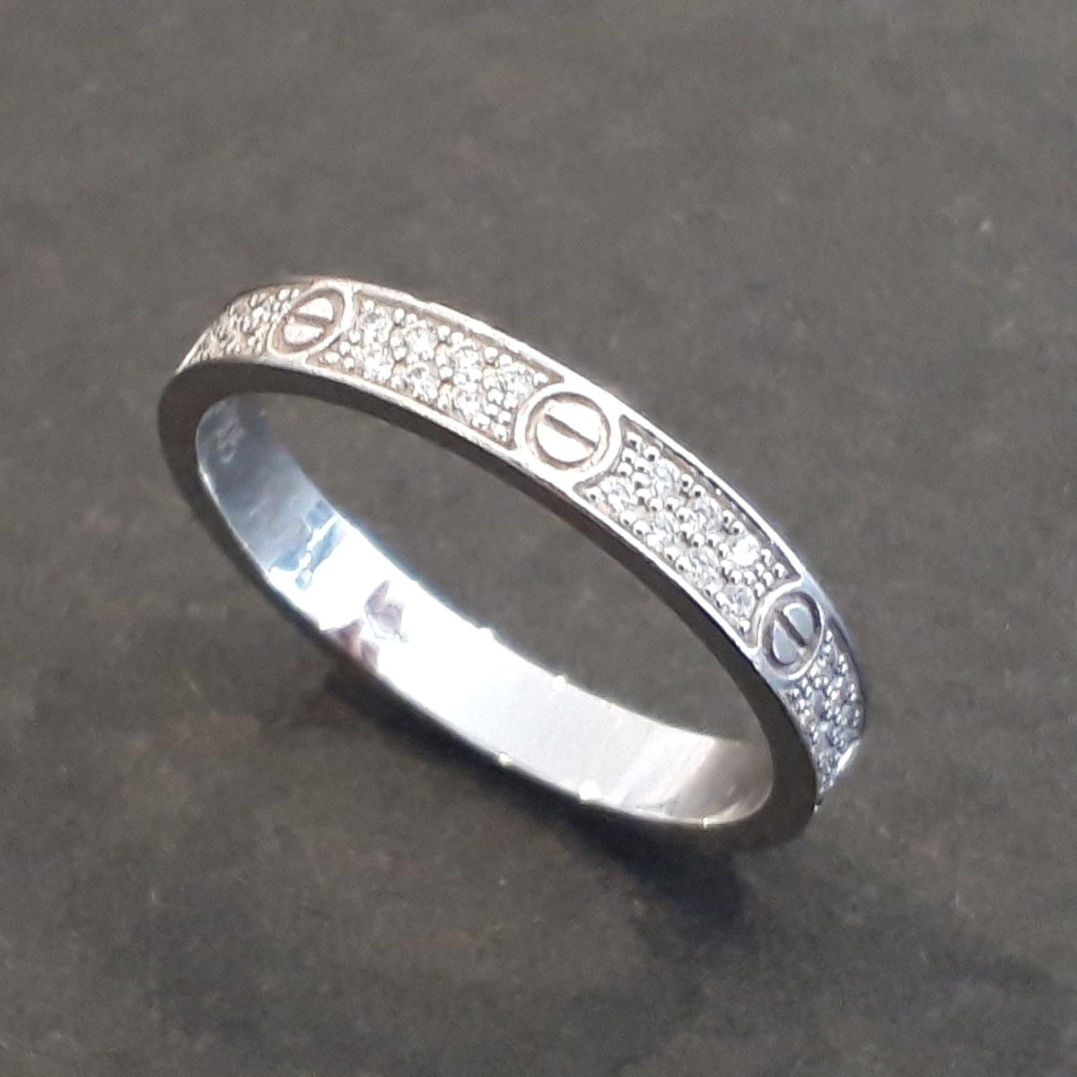 カルティエのブランドジュエリーのk18wg パヴェダイヤ ミニラブ リングsmの買取実績です 年3月6日公開の情報です エコスタイル