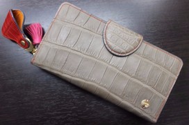 チビナイルのクレイジー　メンバー様限定　長財布の買取実績です。