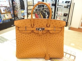 エルメスのバーキン35　オーストリッチ　チェスナッツ　□I 刻印の買取実績です。