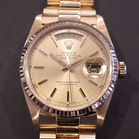 2964のRef.18038 1986年製 K18 デイデイト 自動巻き時計の買取実績です。