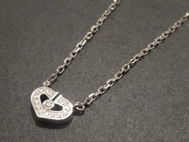 カルティエのCハート　ネックレス　メレダイヤ付きの買取実績です。