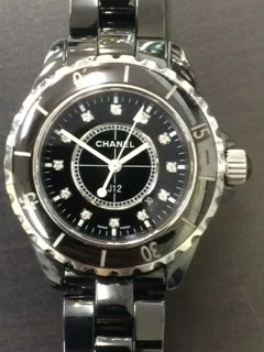 シャネルのJ12　12Pダイヤ　クオーツの買取実績です。