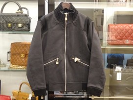 シャネルのIDENTIFICATION　ブルゾンの買取実績です。