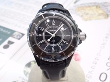 シャネル（chanel）のJ12の腕時計買取ならエコスタイル六本木店へ状態は電池切れ