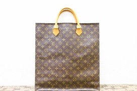 ルイヴィトンのモノグラム　サックプラの買取実績です。
