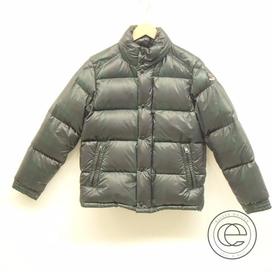 モンクレールのチェック　ダウンジャケット　2の買取実績です。