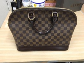 ルイヴィトンのヴィトン　ダミエ　2004年の買取実績です。