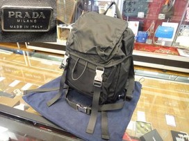 プラダのナイロンリュックの買取実績です。