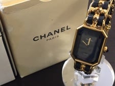 エコスタイル浜松宮竹店にてシャネル・プルミエールの時計を買取りしました状態は経年と電池切れがありましたが外装のダメージは少ないお品物です。