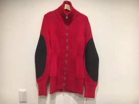 メゾンマルジェラの赤　2013年秋冬　レザーエルボーパッチ　ドライバーズニットの買取実績です。