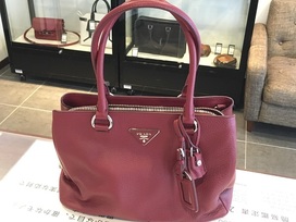 プラダのプラダ（PRADA）　2way　カーフ型押しバッグの買取実績です。