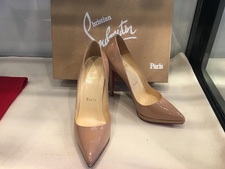 クリスチャンルブタン クリスチャンルブタン（christianlouboutin）　ヌードカラー　パテントパンプス 買取実績です。