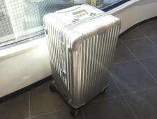 リモワ リモワ（RIMOWA）　923.75.004　キャリーケース 買取実績です。