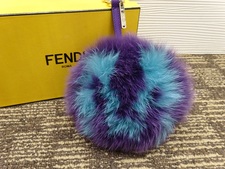 フェンディ(fendi)のボンボンファーチャーム買取なら銀座本店へ状態は傷などなく非常に良い状態のお品物です。