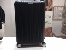 リモワ 黒　サルサ　マットブラック　61L 買取実績です。