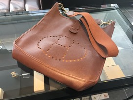 エルメスのエヴリン(evelyne)Ⅰ　クシュベル　ブラウンの買取実績です。